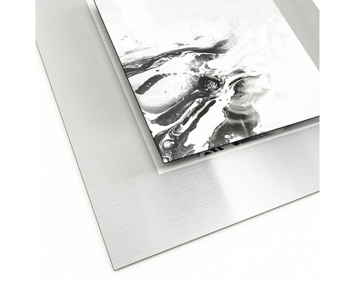 Wandbild auf Aluminiumverbundplatte mit abstraktem Muster in Schwarzweiß