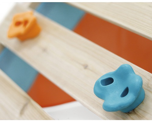 Kletterwand mit Klettergriffen