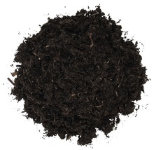 Erdhaufen für Gartenarbeiten
