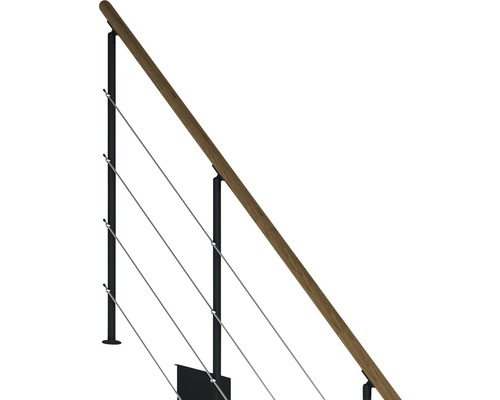 Geländer mit Holzhandlauf und Stahlseilen