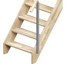 Holztreppe mit grauem Treppengeländer und Seilfüllung