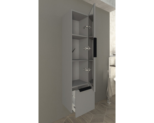 Hochschrank mit Regalböden, Tür und Schublade im Badezimmer