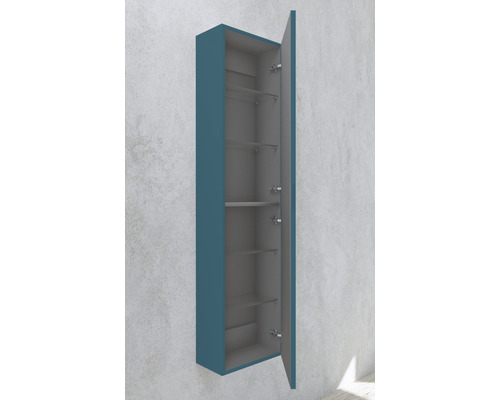 Hochschrank mit offenen Glasböden für das Badezimmer