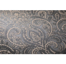 Detailansicht einer Tapete mit Paisley Muster