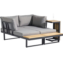 Gartensofa mit grauem Bezug und integriertem Holztisch