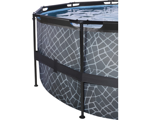 Detailansicht eines Frame Pools mit grauer Steinoptik und Stahlrahmenkonstruktion.