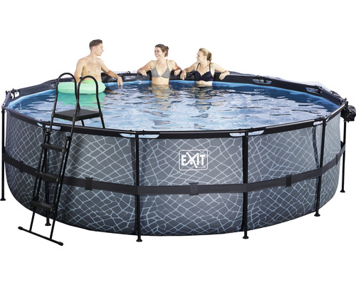 Rundes Frame-Pool-Set mit Leiter und drei Personen im Wasser.
