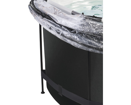 Detailansicht eines Pools mit Abdeckung