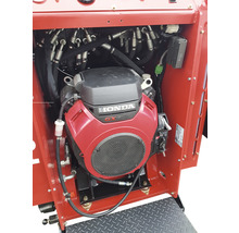 Detailansicht eines Honda GX690 Motors in einer Maschine