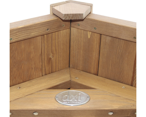Detailansicht eines Hochbeets aus Holz mit AXI by AXIOMA Logo