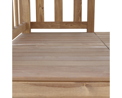 Boden und Geländer aus Holz