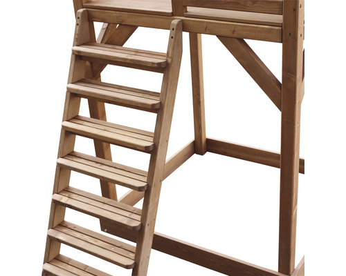 Holzleiter als Teil eines Spielturms