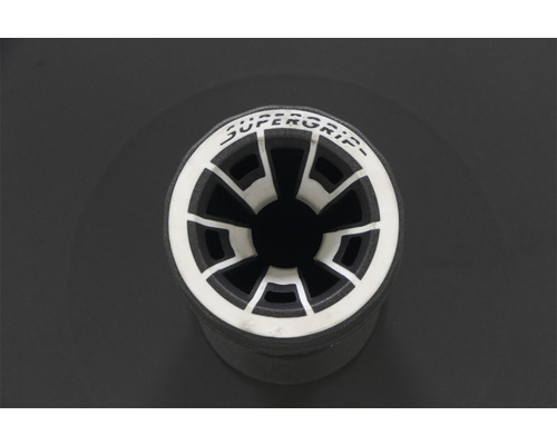 Detailaufnahme einer Supergrip Golfloch-Einfassung