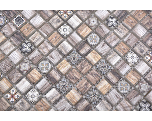 Mosaikfliese mit Holzoptik und Muster
