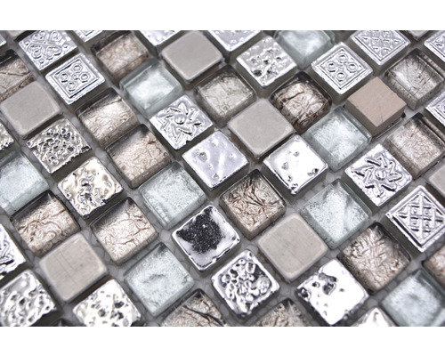 Mosaikfliesen aus Glas und Stein