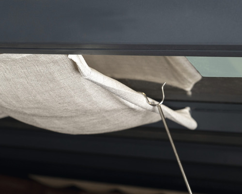 Stoffmarkise mit Halterung für Fenster