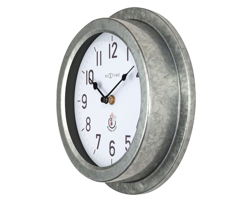 Nextime Wanduhr aus Metall mit Zifferblatt