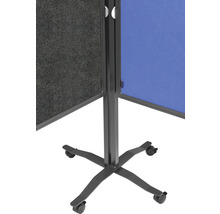Dreiteilige, mobile Stellwand mit Rollenfuß