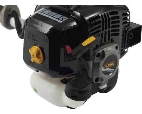 Detailansicht eines Rasentrimmers mit Motor und Kraftstofftank