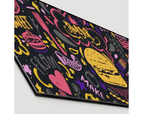 Dekorative Küchenrückwand mit Lebensmittelmotiven