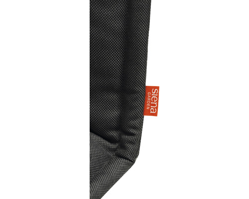 Detailansicht eines grauen Sitzkissens mit Siena Garden Logo.
