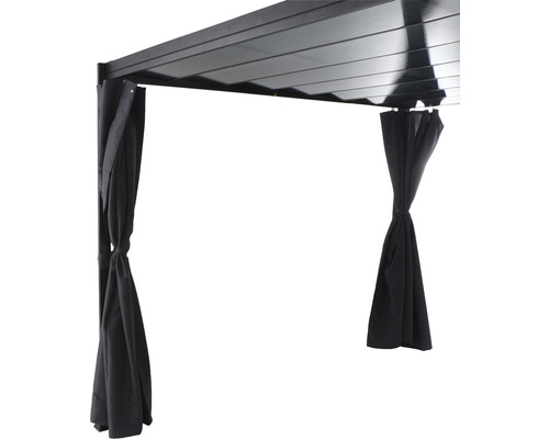 Pergola mit Vorhängen für den Garten