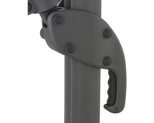 Detailansicht des Griffmechanismus eines Sonnenschirms