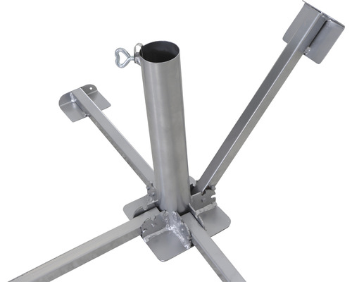 Metallischer Sonnenschirmständer für den Außenbereich