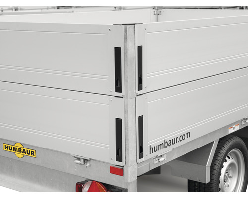 Detailansicht eines Humbaur Anhängers mit Aluminiumbordwand