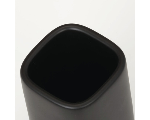 Oberseite einer dunklen, eckigen Vase