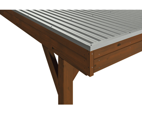 Detailansicht eines Holzpavillons mit Metalldach