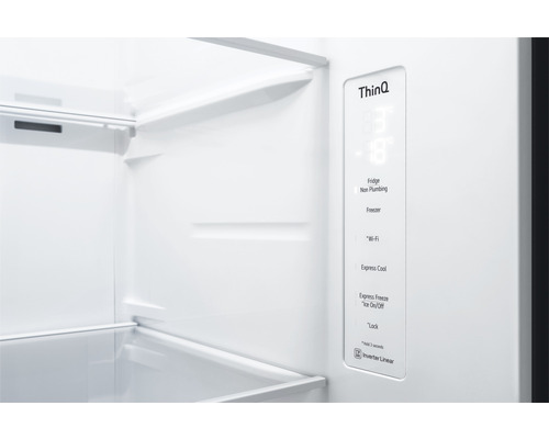 Innenansicht eines Kühlschranks mit Thinq-Display zur Temperaturanzeige und Steuerung