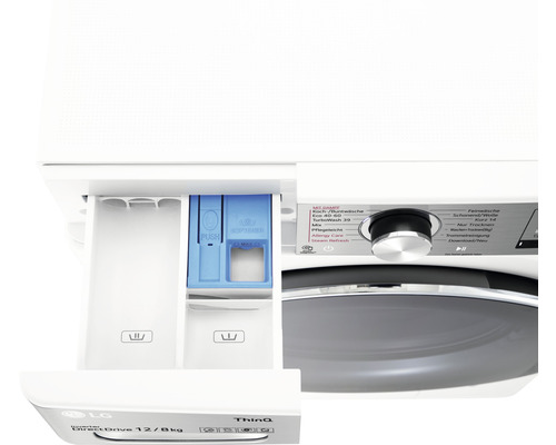 Waschmaschine mit geöffneter Waschmittelschublade