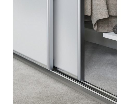 Detailansicht Schiebetür eines Schranks