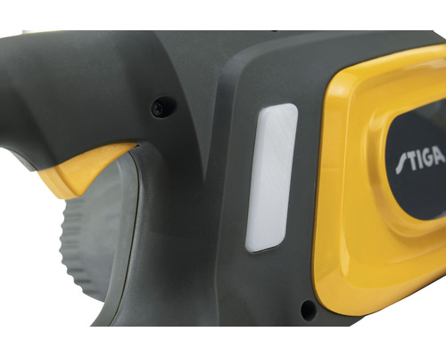 Detailansicht einer Heckenschere mit STIGA Logo