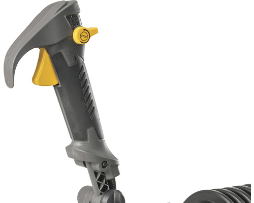 Griff einer Bodenhacke mit Bedienelementen