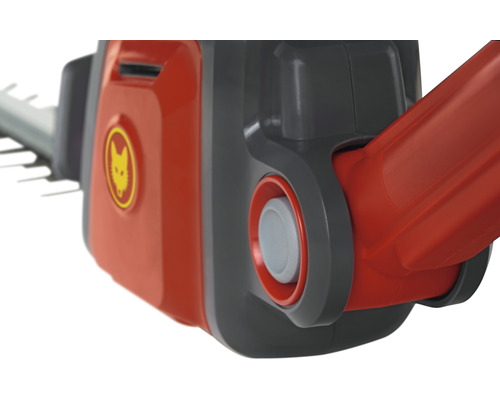 Detailansicht einer Heckenschere mit Wolf Garten Logo