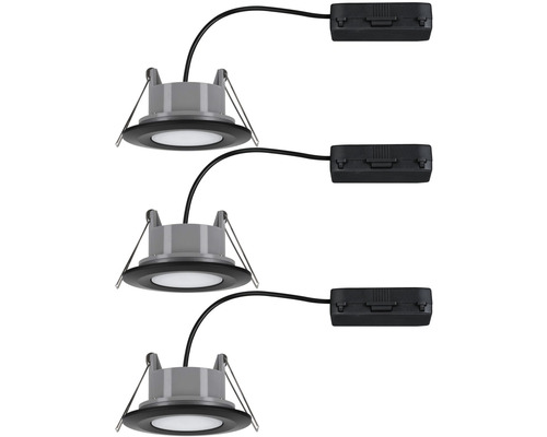 Drei Einbaustrahler mit Anschlusskasten