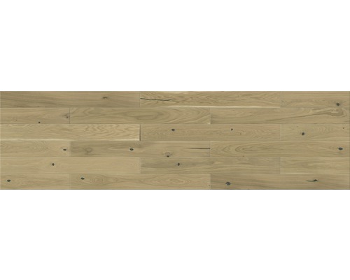 Helle Holzbodenbeläge aus Eiche mit Astlöchern