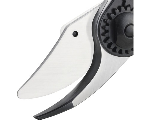 Nahaufnahme einer Gartenschere