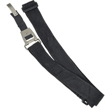 Schwarzer Gurt mit Metallschnalle