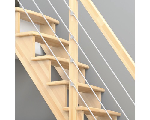 Holztreppe mit Stahlseilgeländer