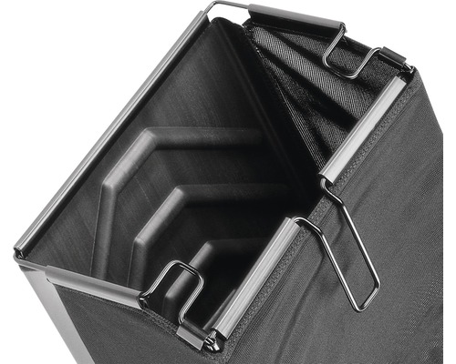 Innenansicht eines Farbeinsatzes mit Metallbügel