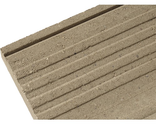 Beton-Bordstein mit Rillenprofil