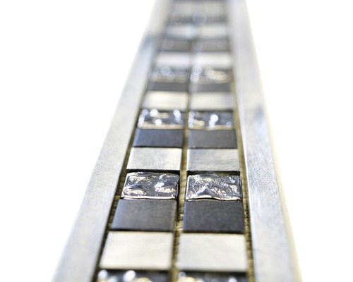 Mosaikfliesen mit Aluminiumprofil