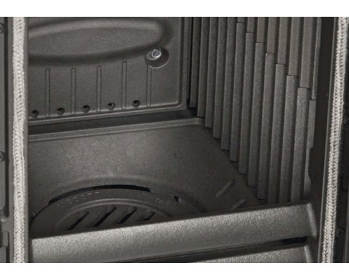 Innenraum eines Ofens mit Gusseisenstruktur