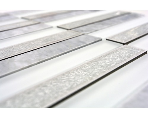 Mosaikfliesen aus Stein und Glas