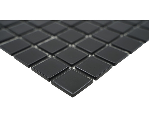 Mosaikfliese aus Glas mit quadratischen Steinen