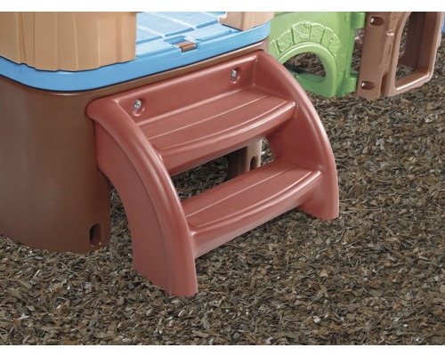 Detailaufnahme der Stufen eines Spielhauses für Kinder