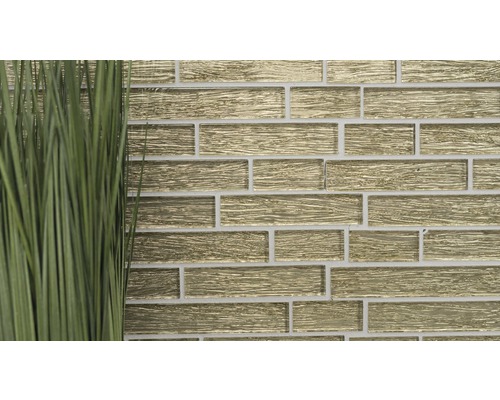 Wandfliesen aus Glas im Backstein Design